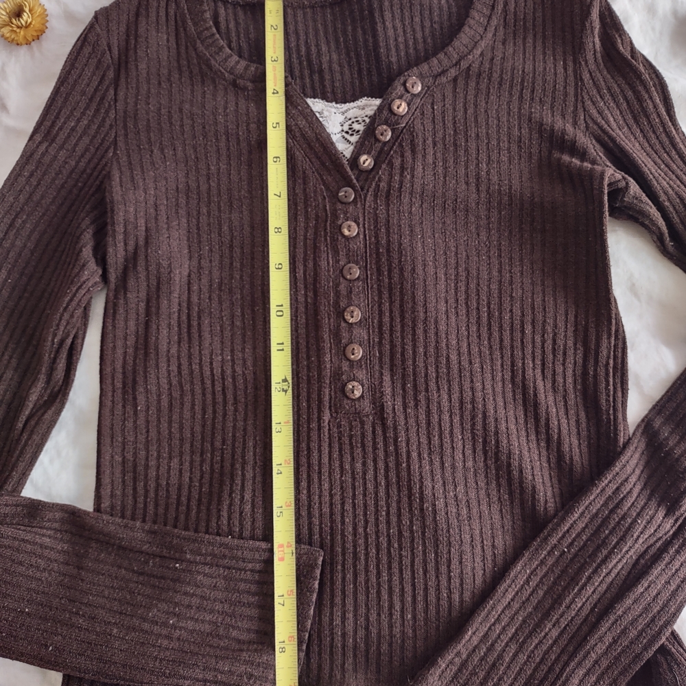 Women’s Brown Ribbed Henley Long Sleeve Top - Picture 4 of 5